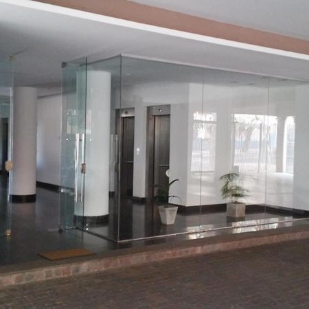 סן פרננדו 400 Av Libertador Luminoso Amplio Piscina Cochera Seguridad 24 Hs מראה חיצוני תמונה